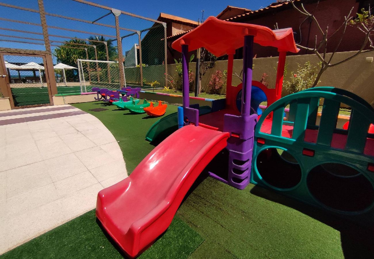 Apartamento em Barra de São Miguel - Barra Bali - Condomínio Pé na Areia Vista Mar 