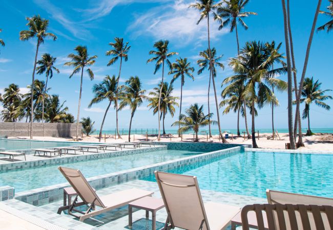 Apartamento em Maceió - Cond Pé na Areia com Piscina Privativa