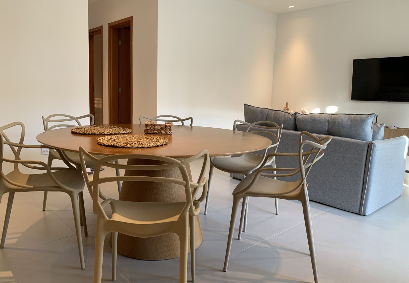 Apartamento em Porto de Pedras - Apto Cond. Acesso a Praia Para 05 Pessoas