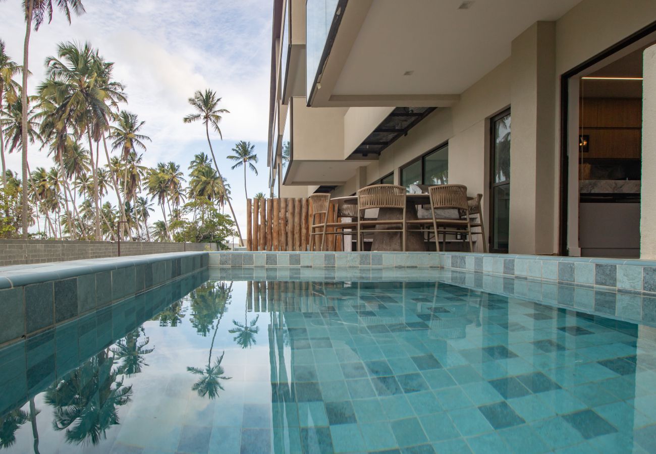Apartamento em Maceió - Apto 03 Quartos Pé na Areia com Piscina Privativa