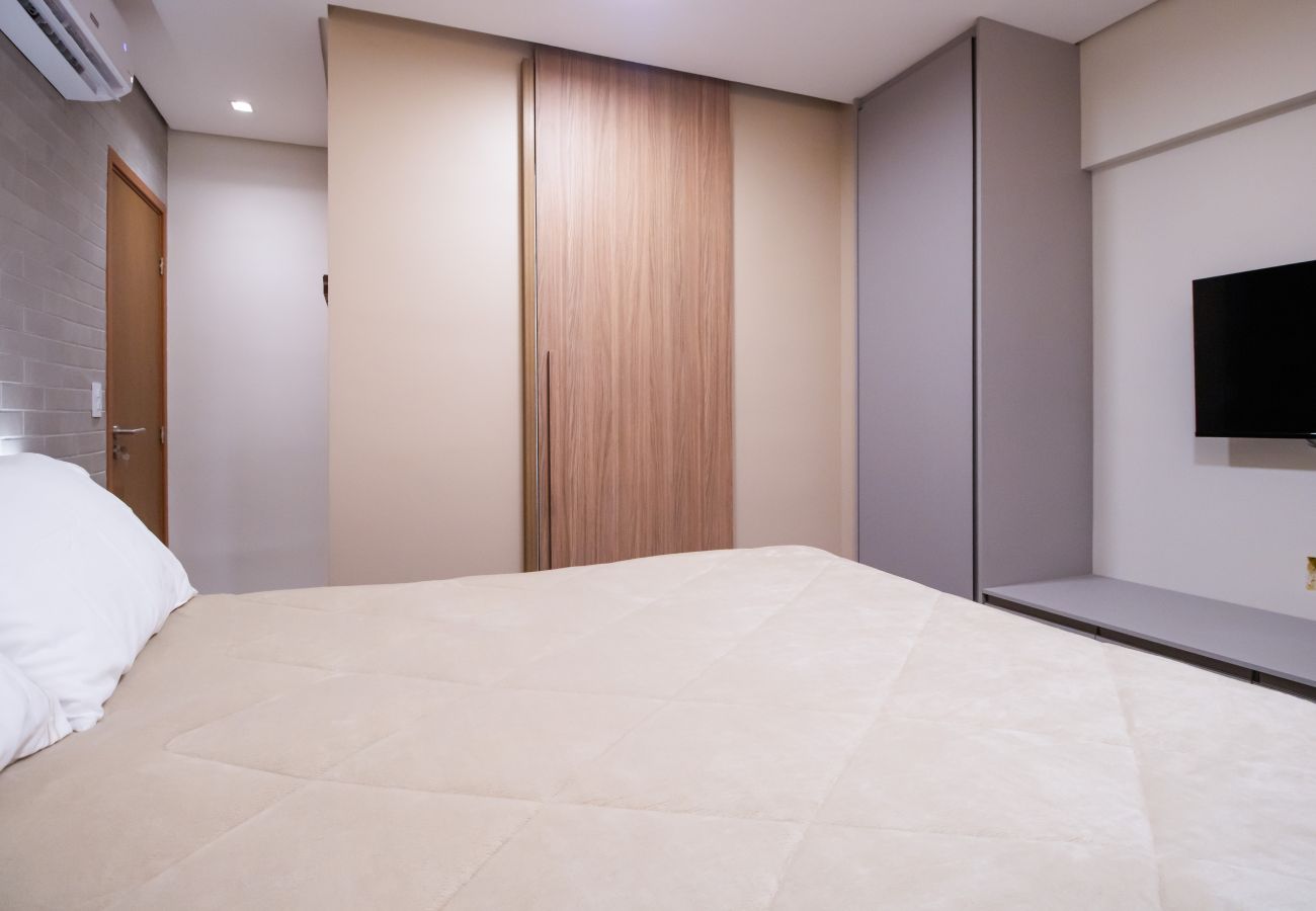 Apartamento em Maceió - Apto 03 Quartos Pé na Areia com Piscina Privativa