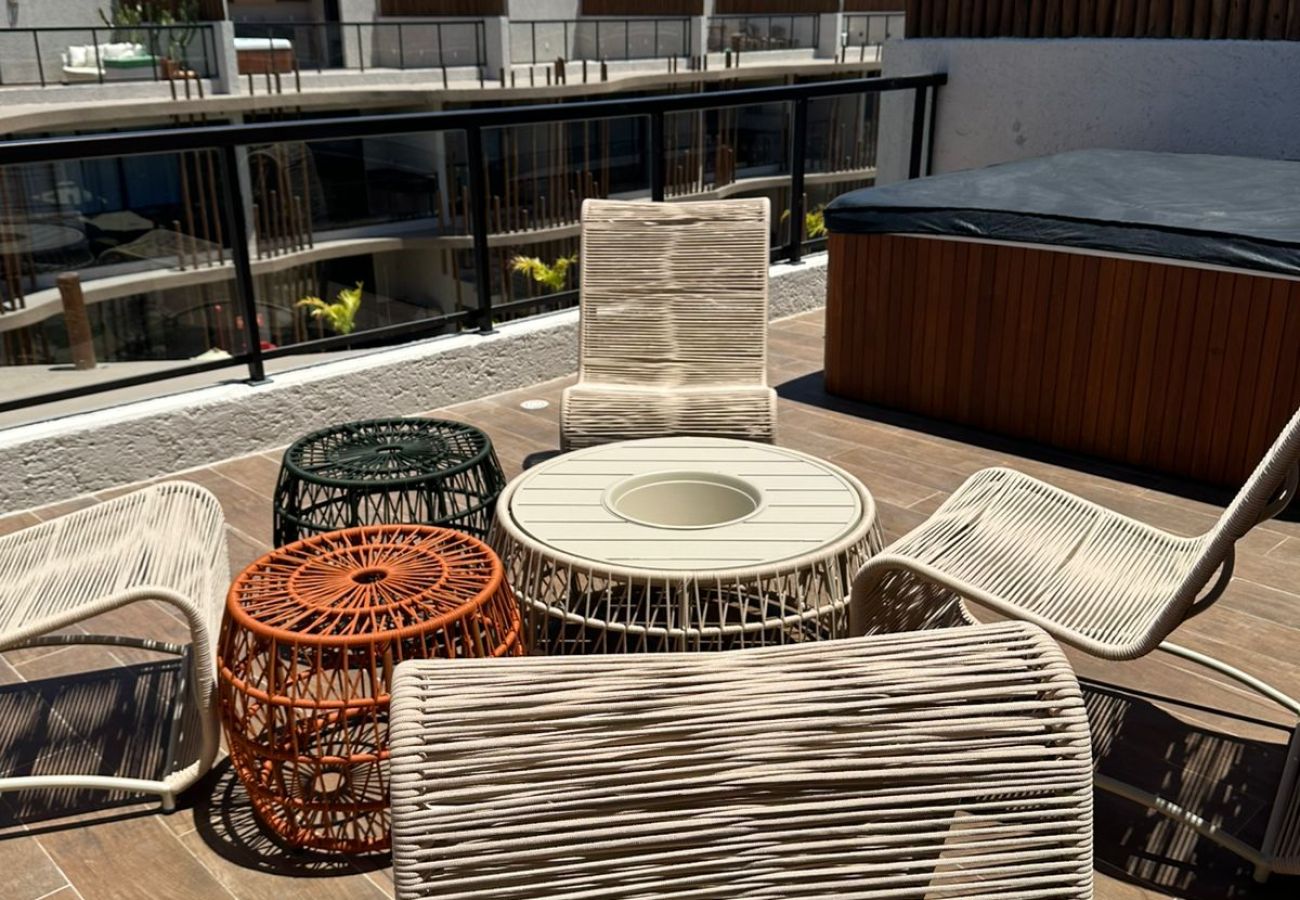 Apartamento em Porto de Pedras - Apto com Hidro Acesso a Praia Para 06 Pessoas