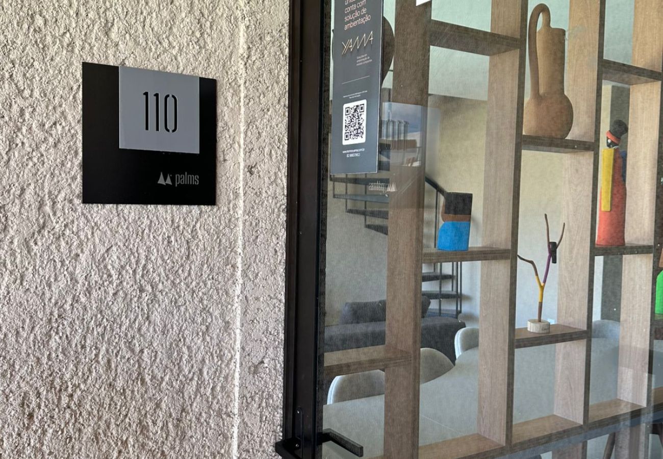 Apartamento em Porto de Pedras - Apto com Hidro Acesso a Praia Para 06 Pessoas