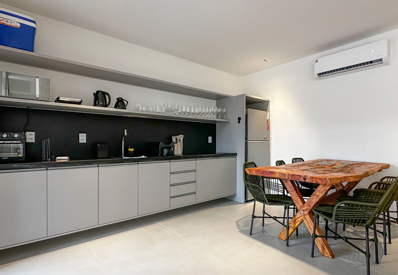 Apartamento em Porto de Pedras - Apto Duplex Acesso a Praia Para 05 Pessoas