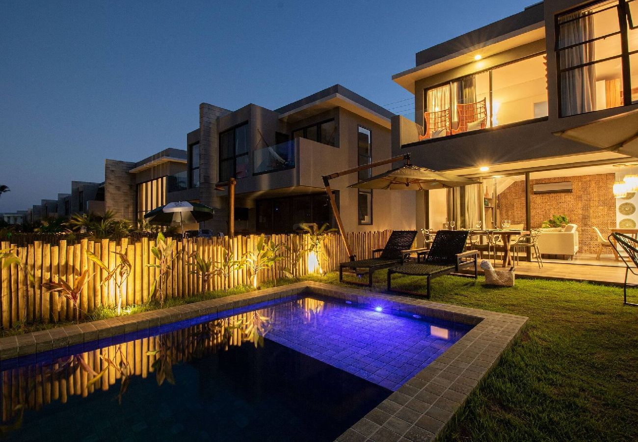 House in Passo de Camaragibe - OKA Milagres Cond. Beira Mar House With Balcony 