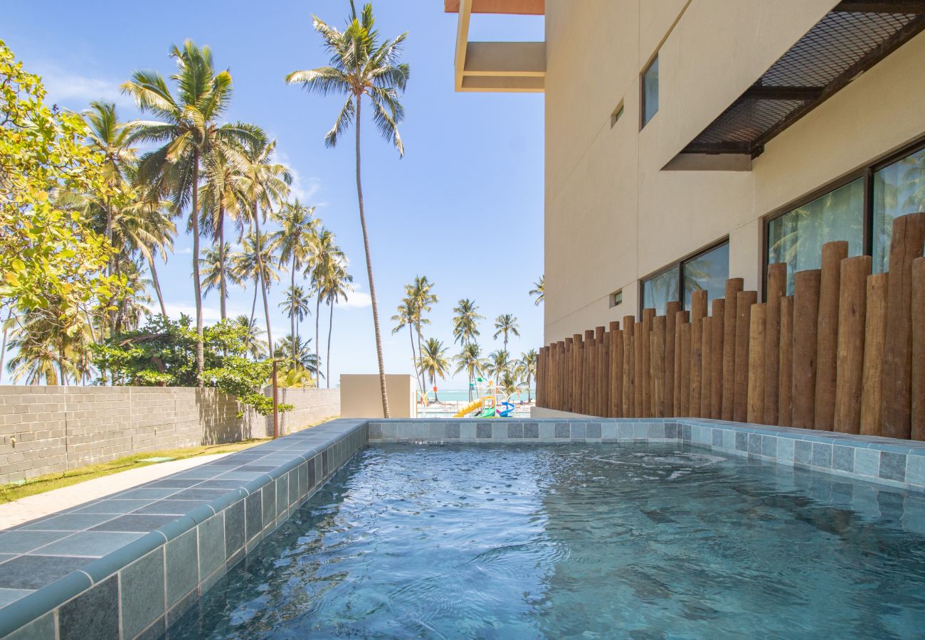 Apartment in Maceió - Apartment Pé na Areia in Resort with Private Pool