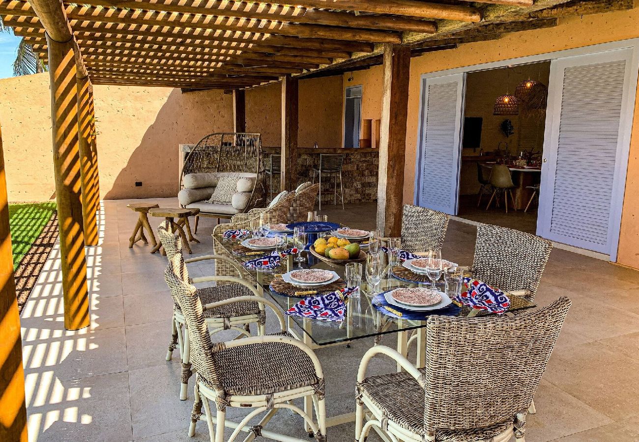 Casa en Barra de São Miguel - Casa Pé na Areia con 05 suites 