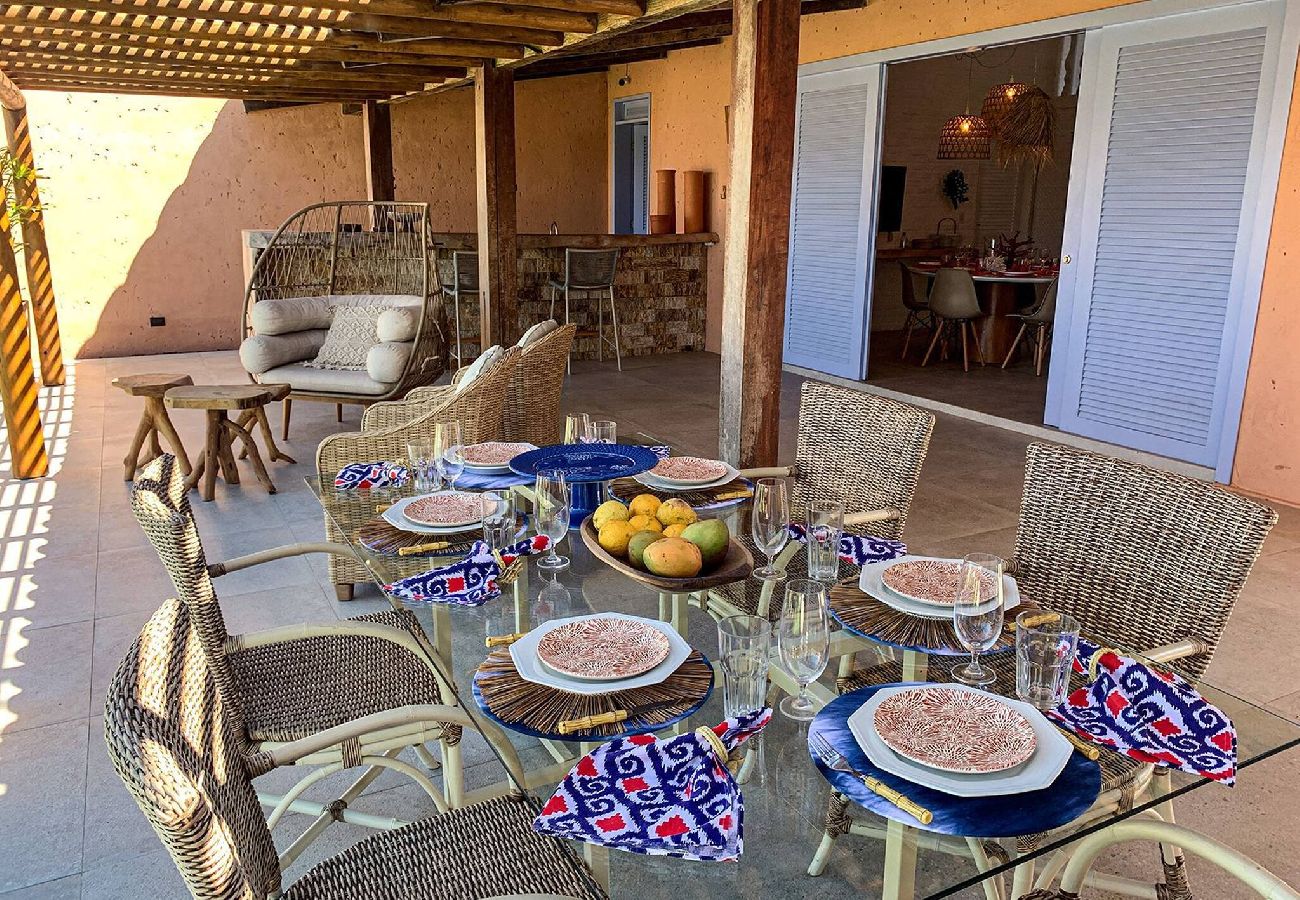 Casa en Barra de São Miguel - Casa Pé na Areia con 05 suites 