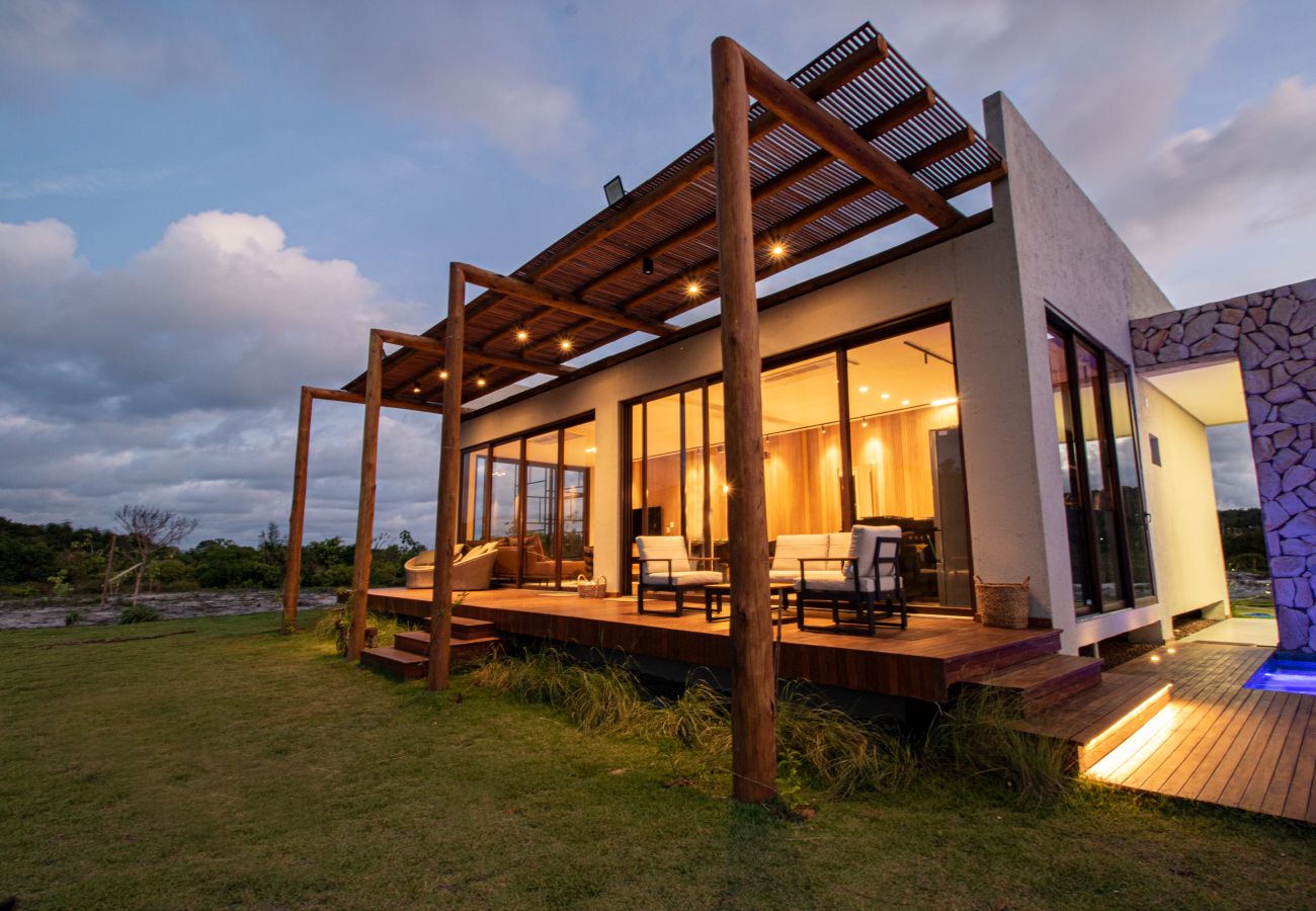 Casa rural en Barra de São Miguel -  Casa de Campo Con Río Privado