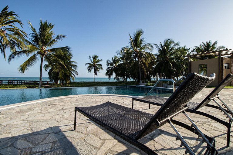 House in seaside condominium for 12 people