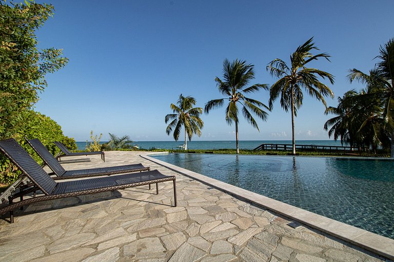 House in seaside condominium for 12 people