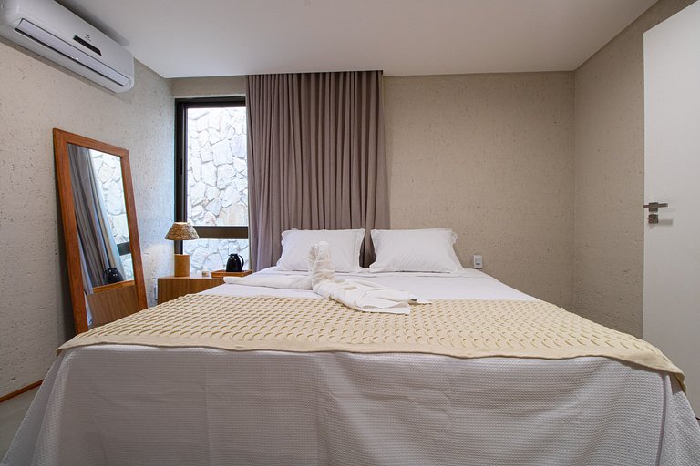 Seaside House in Milagres for 13 People