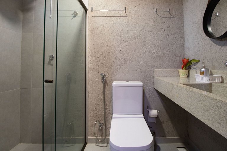 Casa Com Área Gourmet a 250m da Praia