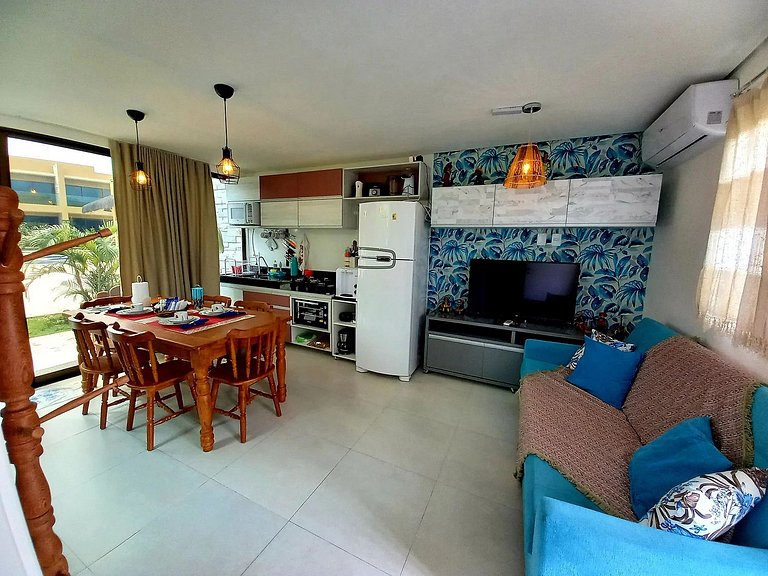 Casa em condomínio até 06 pessoas a 5min da Praia