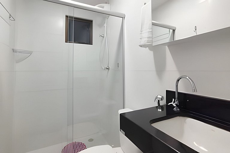 Casa em condomínio até 05 pessoas a 5min da Praia by MME