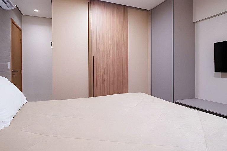Apartamento de 3 habitaciones frente al mar con piscina priv