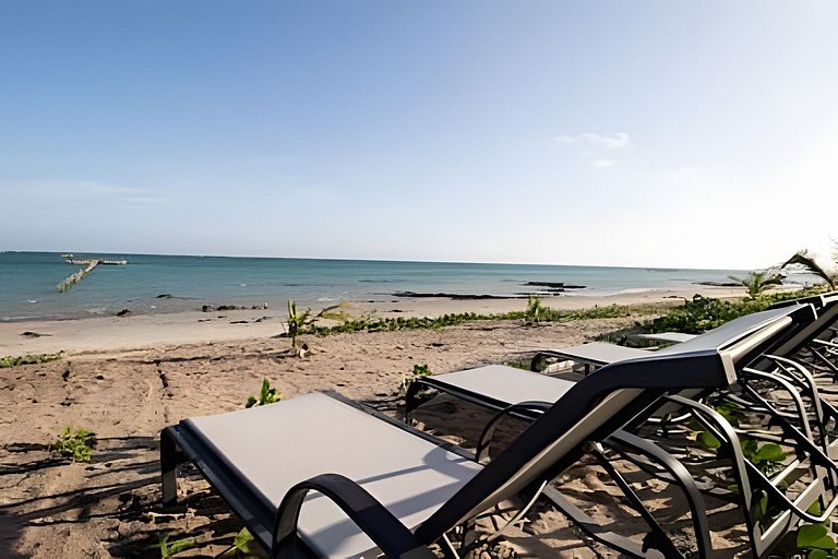 Oka Milagres Cond. Seaside for 08 People