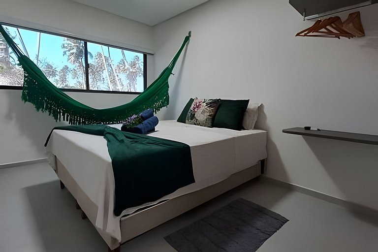 Apto Pé na Areia com Piscina Privativa