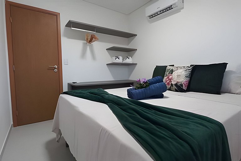 Apto Pé na Areia com Piscina Privativa