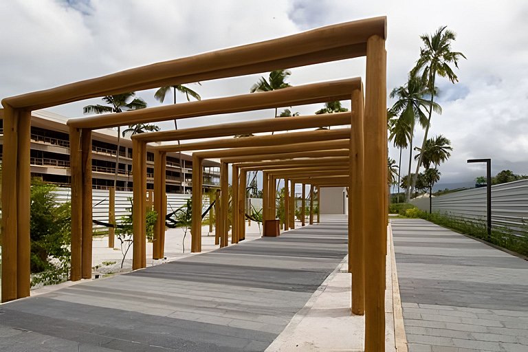 Apto Pé na Areia com Piscina Privativa