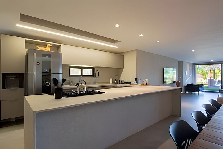 Seaside House in Milagres for 13 People