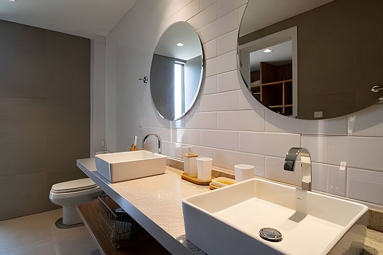 Seaside House in Milagres for 13 People