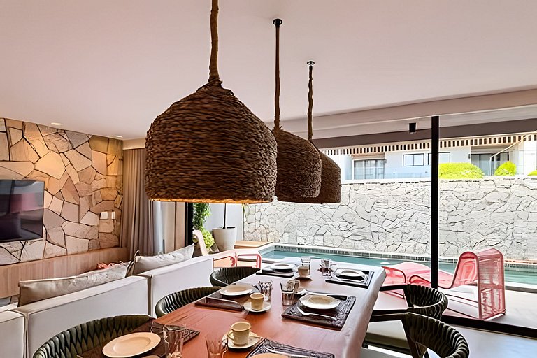 Casa 3 Suítes Piscina e Hidro para até 9 pessoas