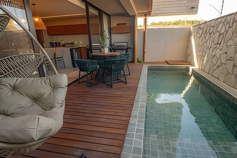 Tríplex de 3 suites con piscina e hidromasaje para