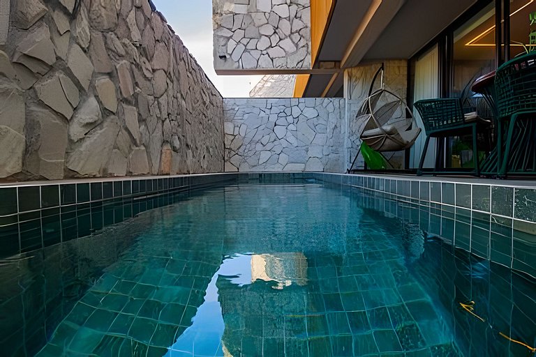 Triplex 3 Suítes Piscina e Hidro para até 12 pesso