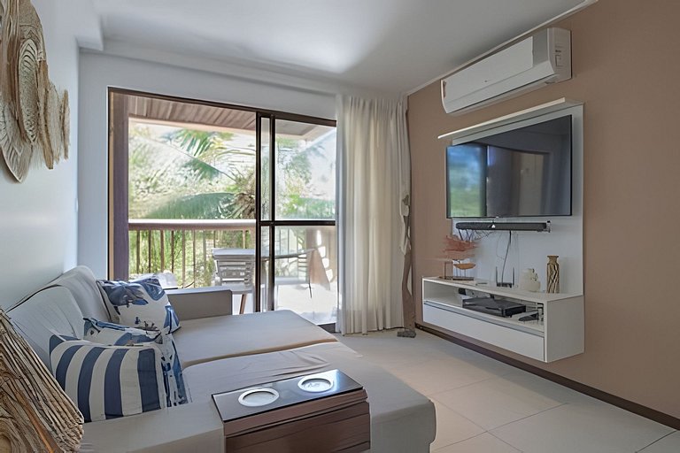 Apartamento Cond Pé na Areia com Varanda