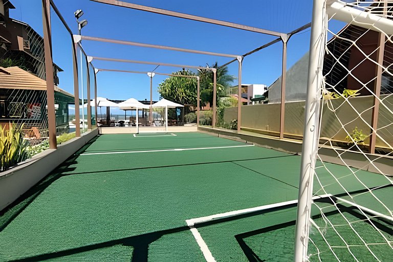 Apartamento Cond Pé na Areia com Varanda by MME