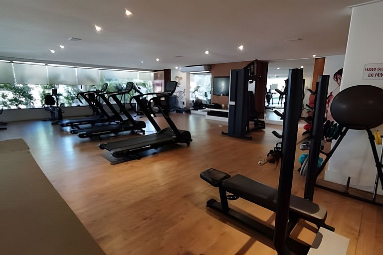 Apartamento Cond Pé na Areia com Varanda