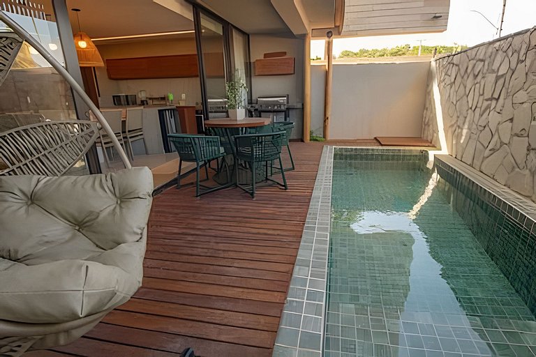 Triplex 3 Suítes Piscina e Hidro para até 12 pesso