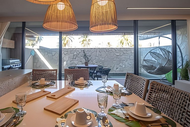 Tríplex de 3 suites con piscina e hidromasaje para