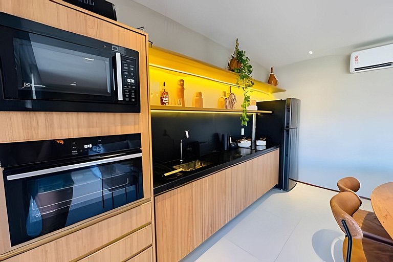 Duplex Apartment with Beach Access for 6 People