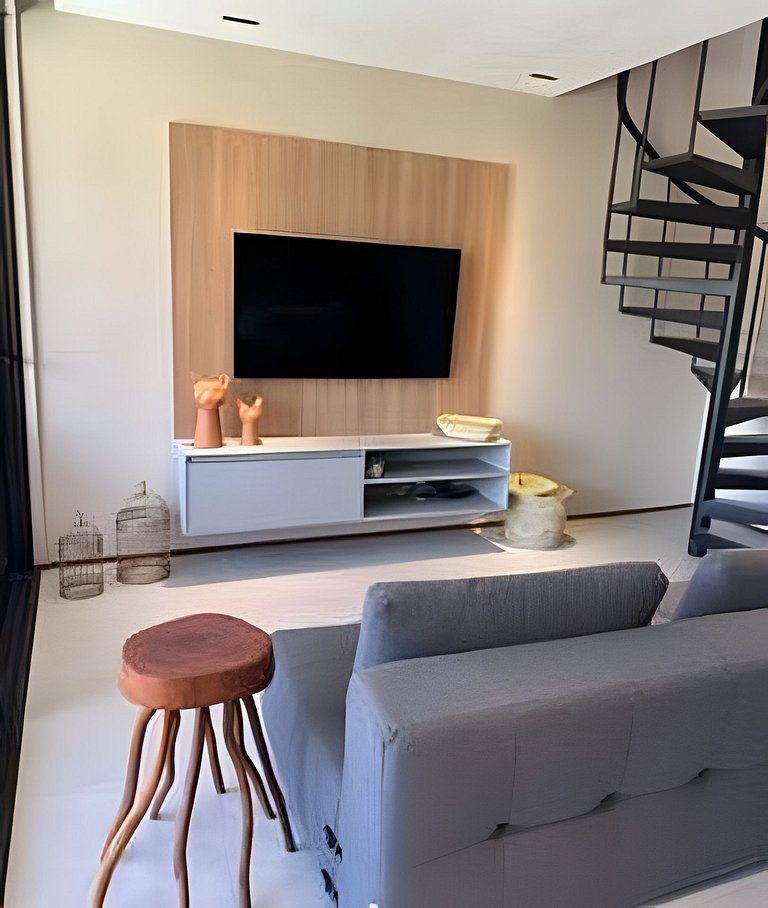 Apartment with Jacuzzi and Beach Access for 6 Peop