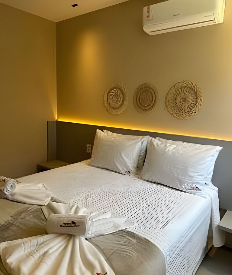 Apartment with Jacuzzi and Beach Access for 6 Peop