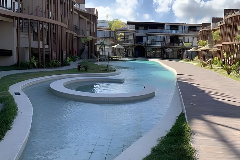 Apartment with Jacuzzi and Beach Access for 6 Peop