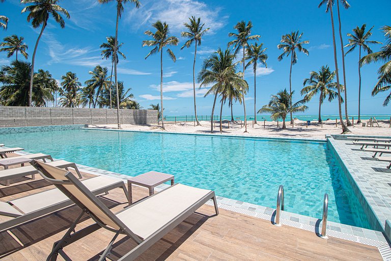 Apto Pé na Areia com Piscina Privativa