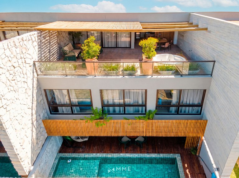 Triplex con 3 suites, piscina e hidromasaje para hasta 12 pe